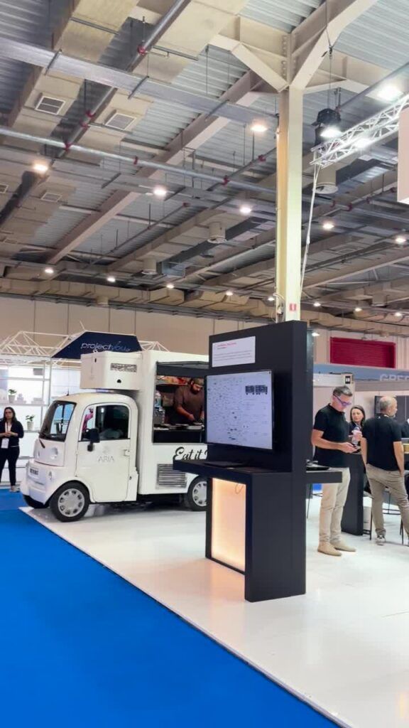 We are live at the Metropolitan expo!